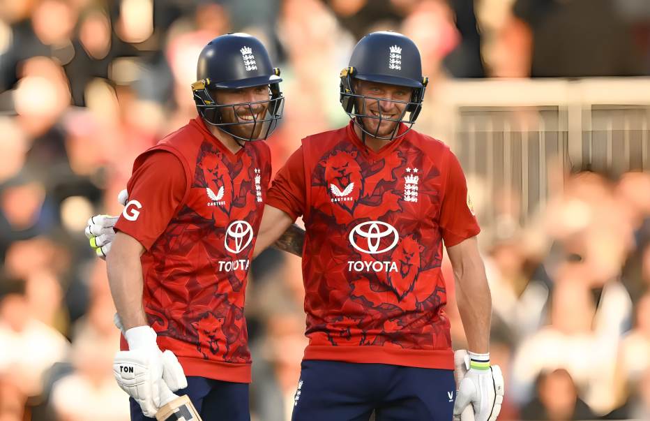 England – 304/2 vs South Africa, 2025